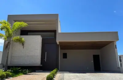 Casa Mobiliada 193m² no Condomínio  Santorini Residencial Club