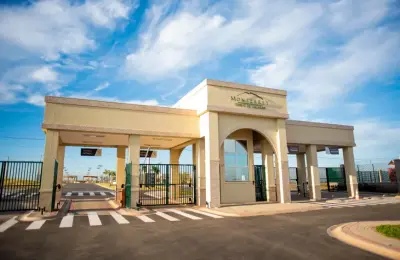 Lote/Terreno 250m² no Condominio Monterrey